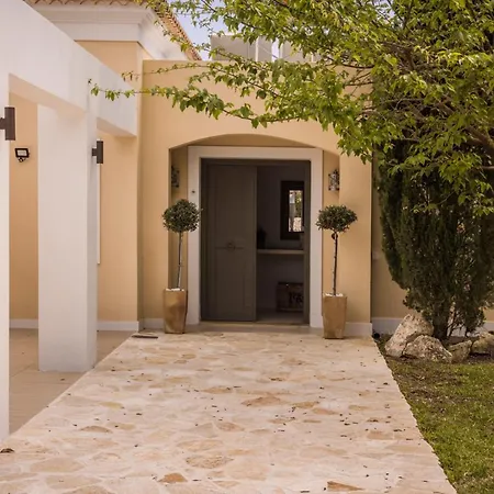 Rodia Villa